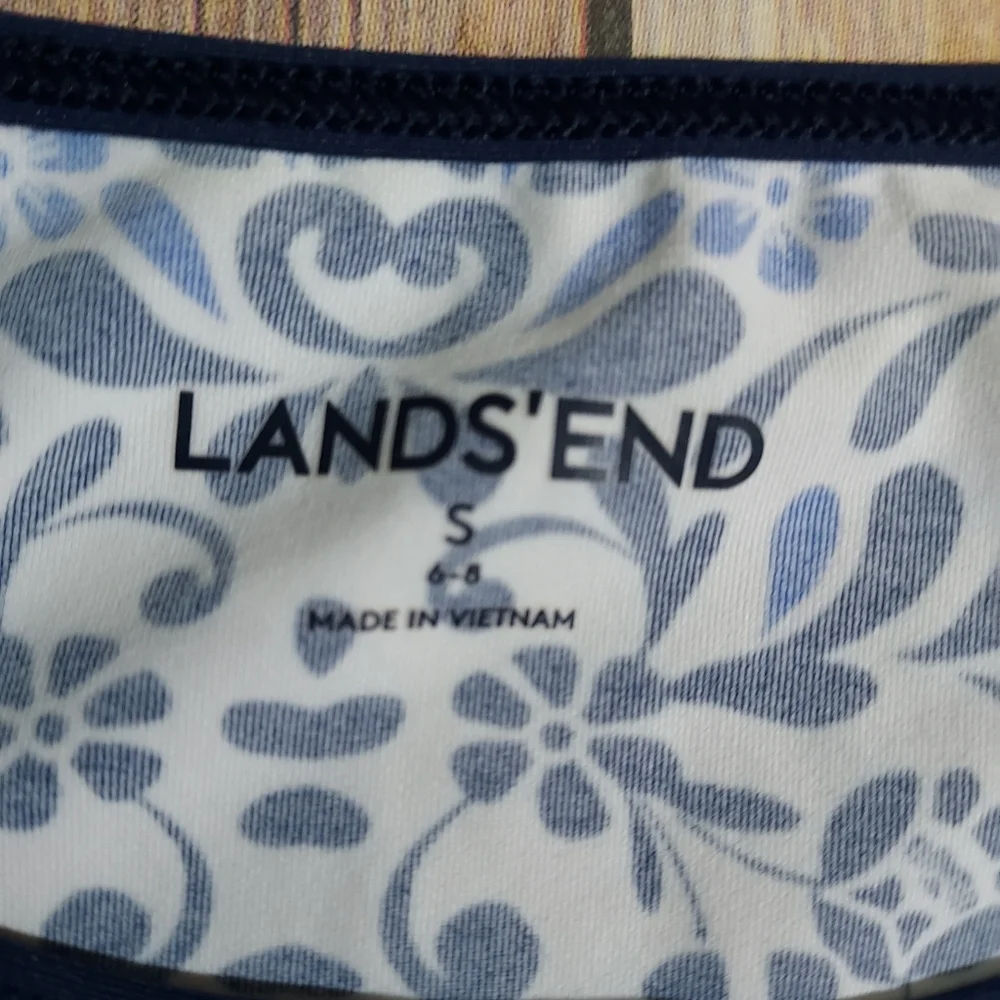 Lands End Blue Print Long Sleeve Rashguard Swim Shirt S (6-8)